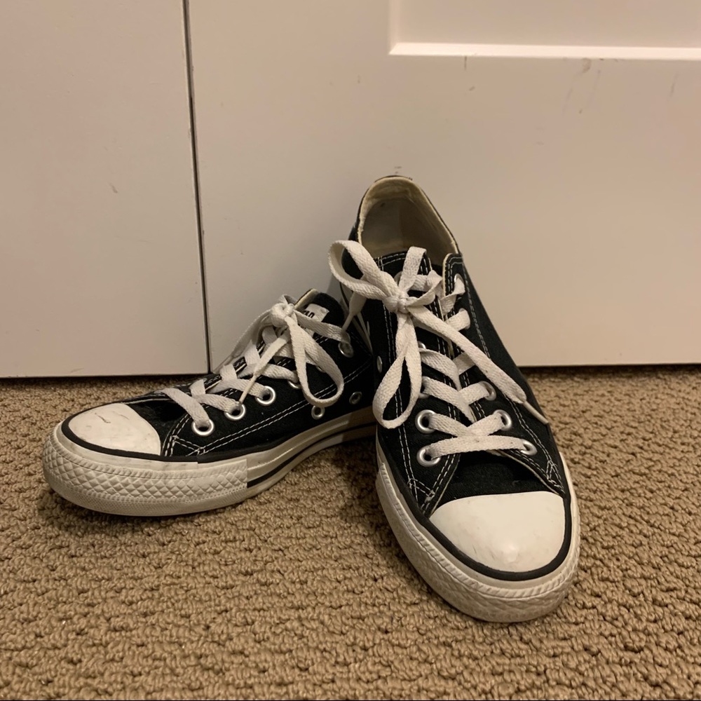 Black Converse